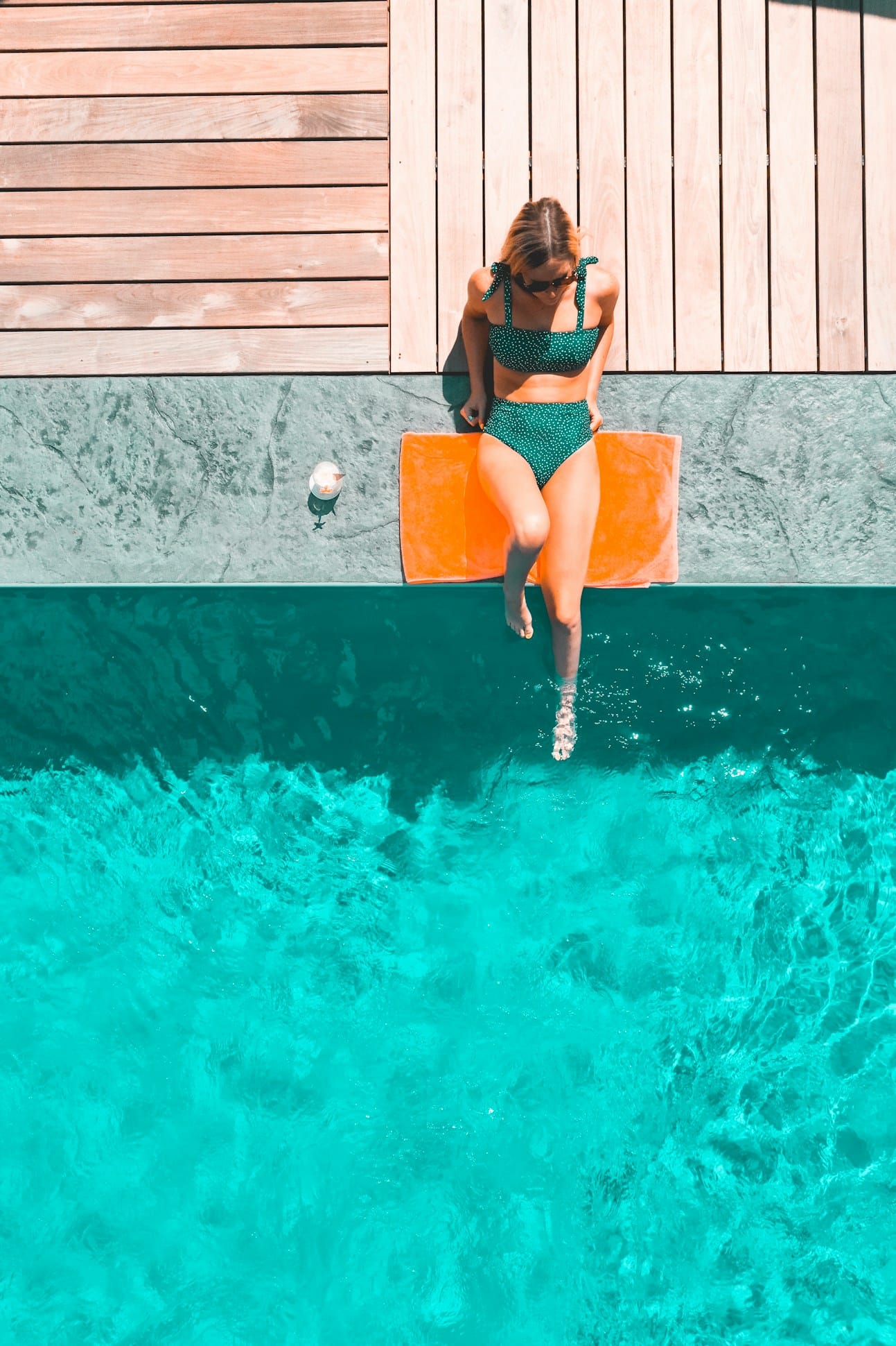 pool 02